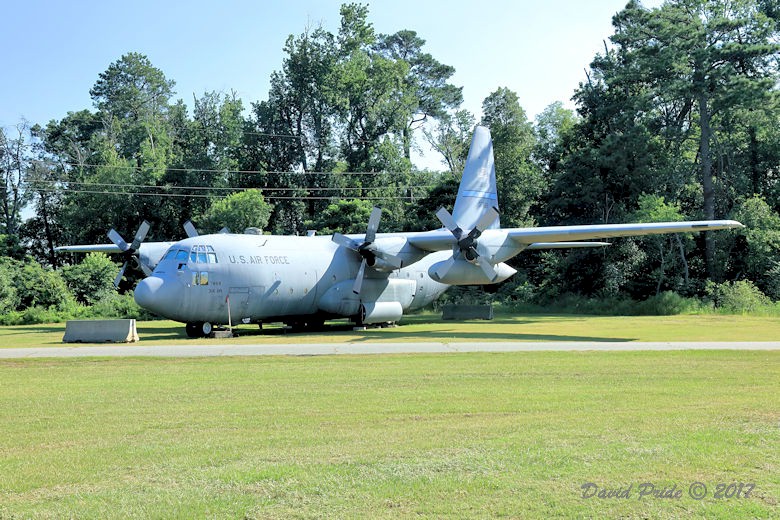 Lockheed C-130E Hercules