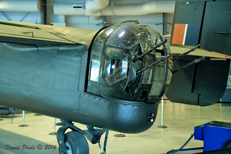 Handley Page Halifax NA 337