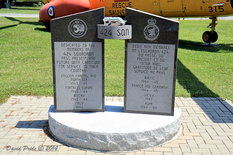 424 Squadron Memorial